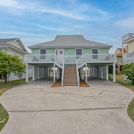 Four-Bedroom House With Great View! Pool Across The Street! Hunting Island Pass! Harbor Island Exterior photo